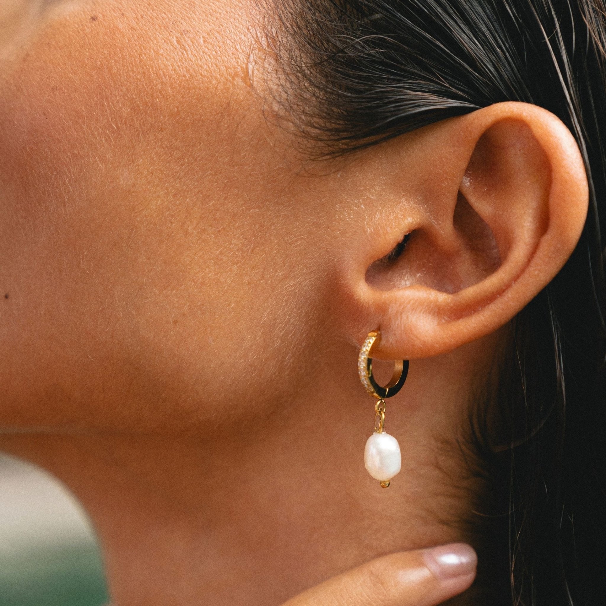 Amélie Pearl Hoops