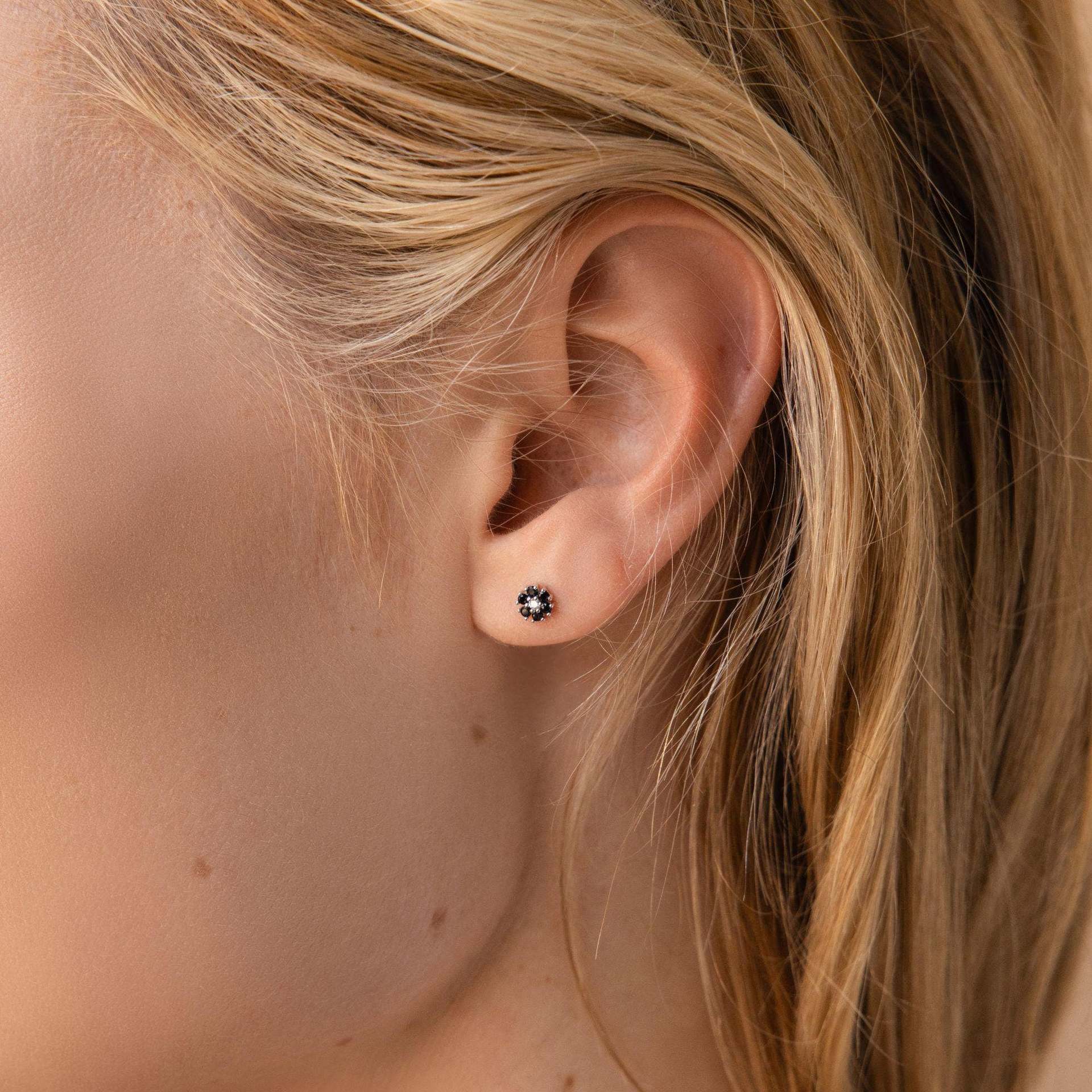 Cleo Flower Stud Earrings