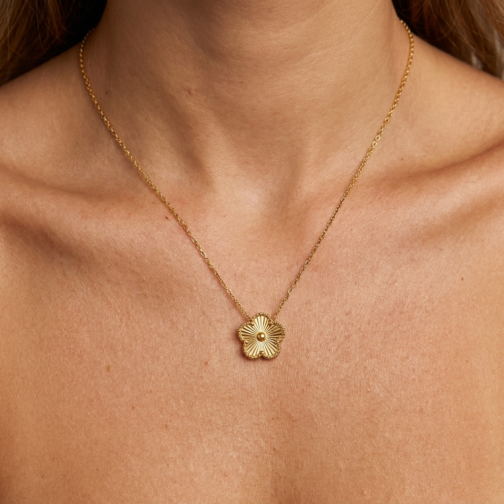 Clover Twisted Necklace
