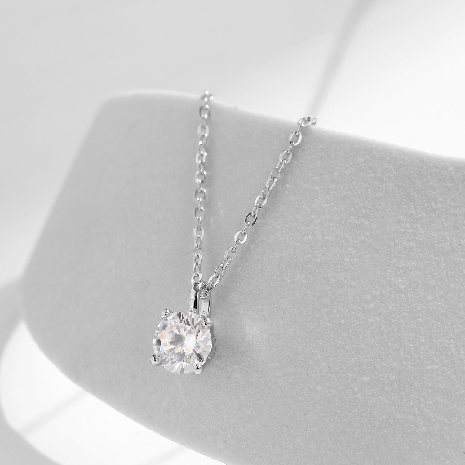 Elara Silver Pendant Necklace