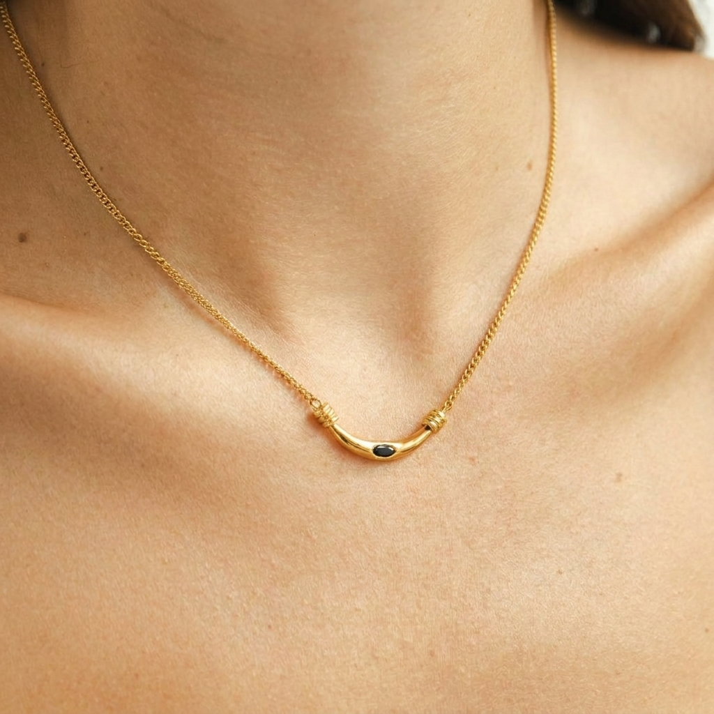 Elise Onyx Gemstone Pendant