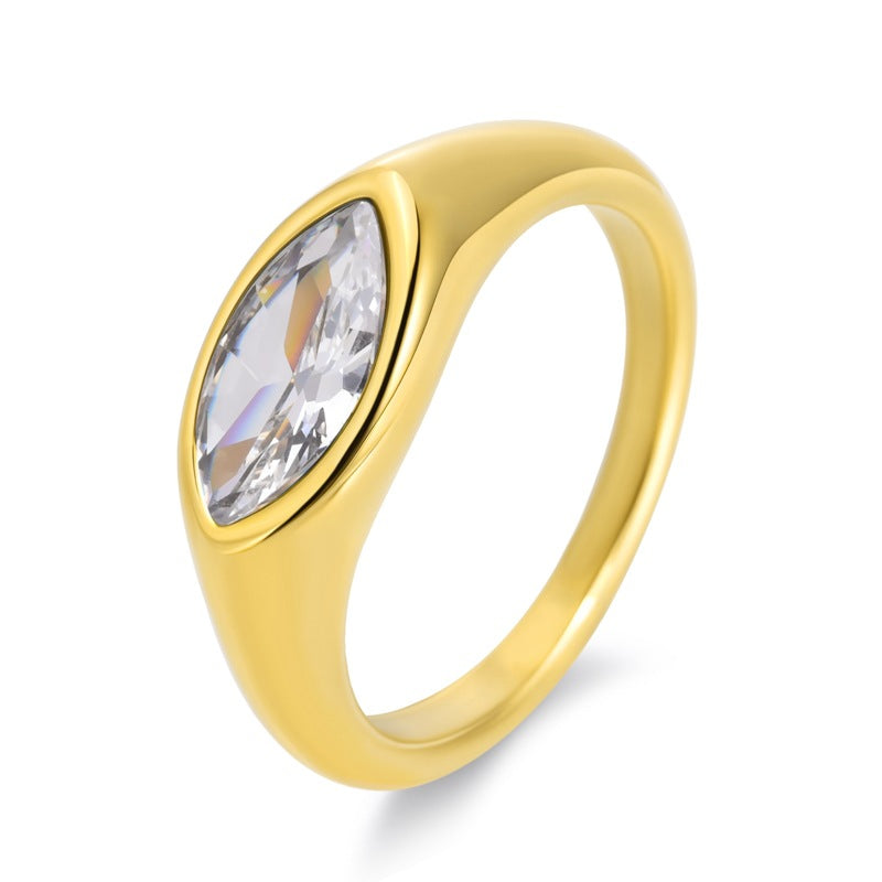 Majestic Contour Gold Ring