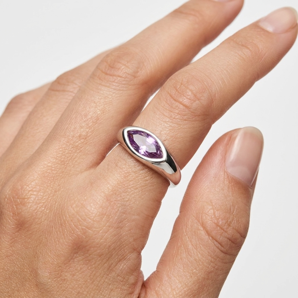 Majestic Contour Silver Ring