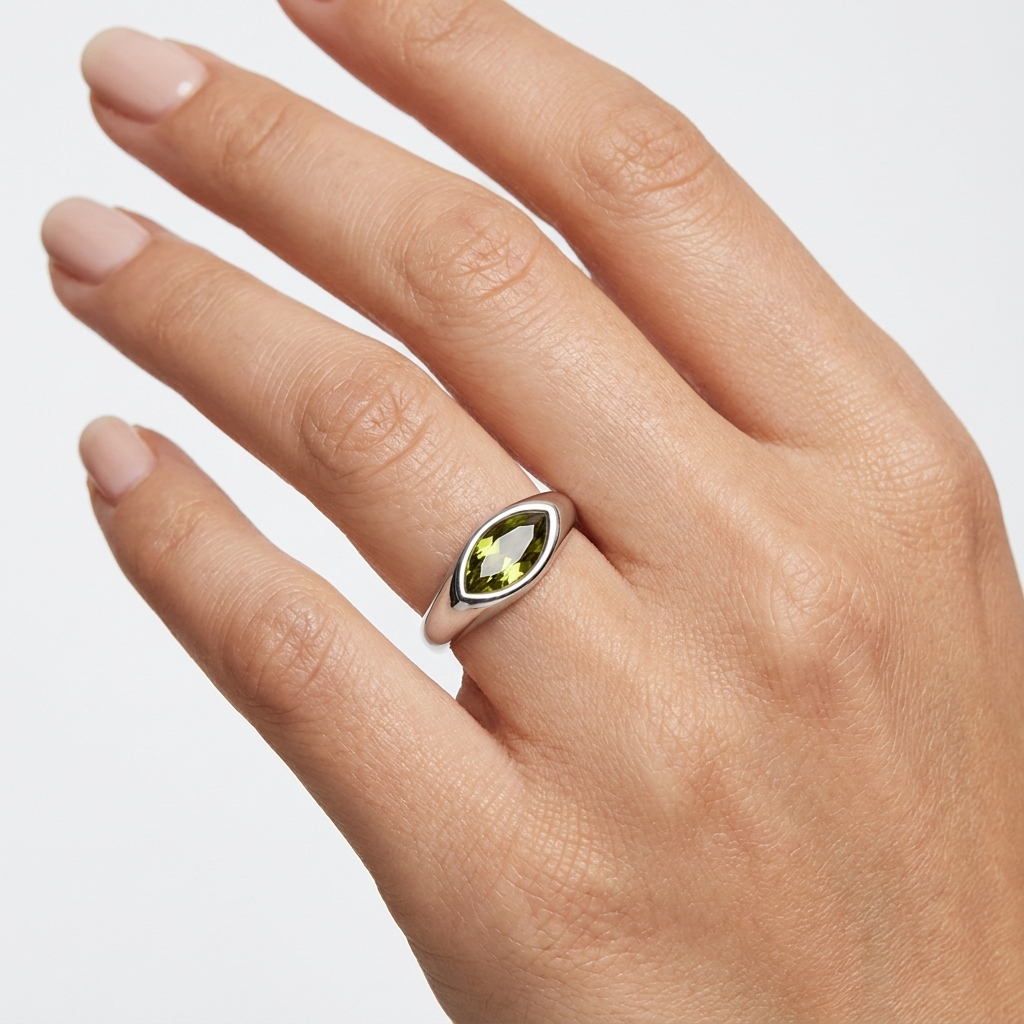 Majestic Contour Silver Ring