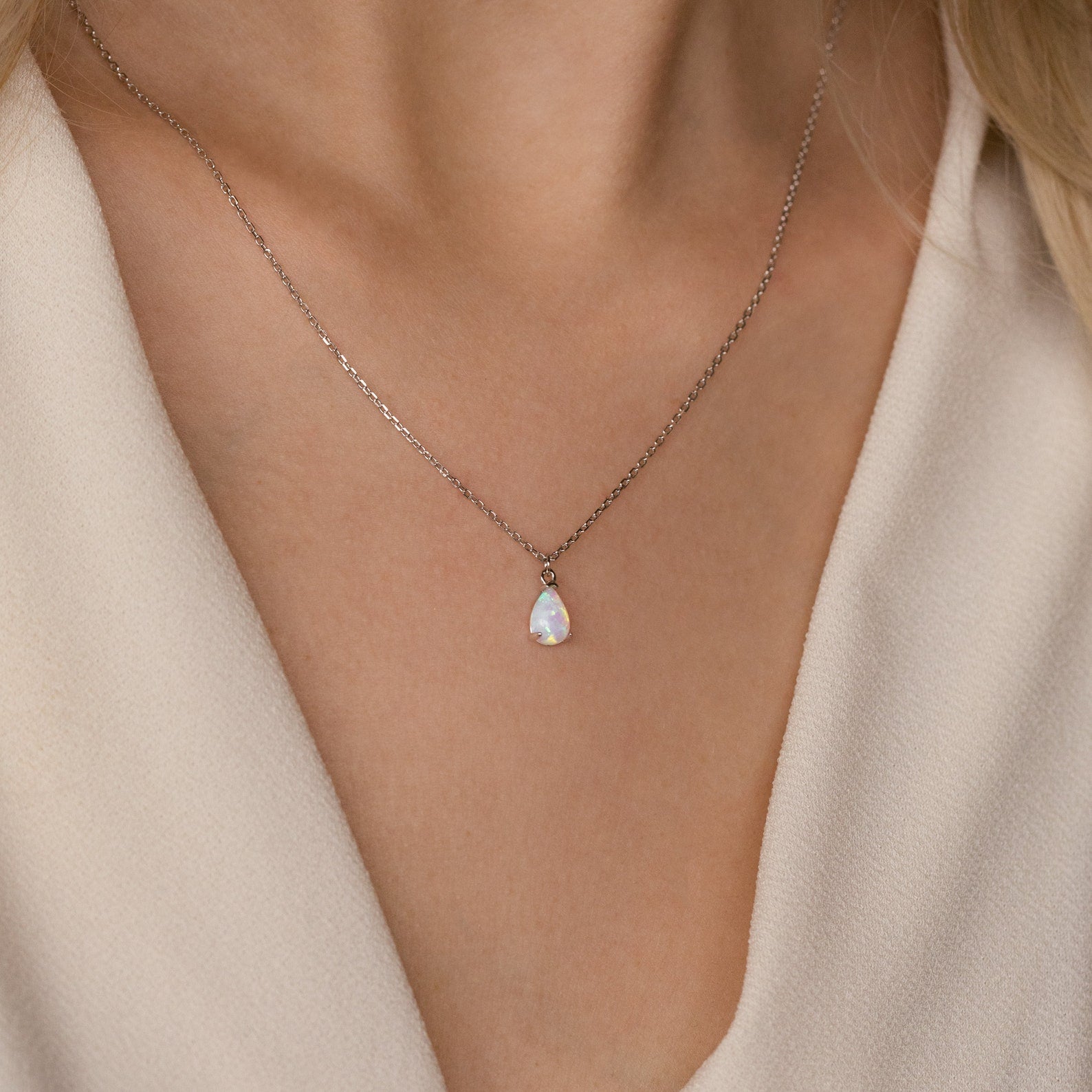 Mira Opal Pendant Necklace