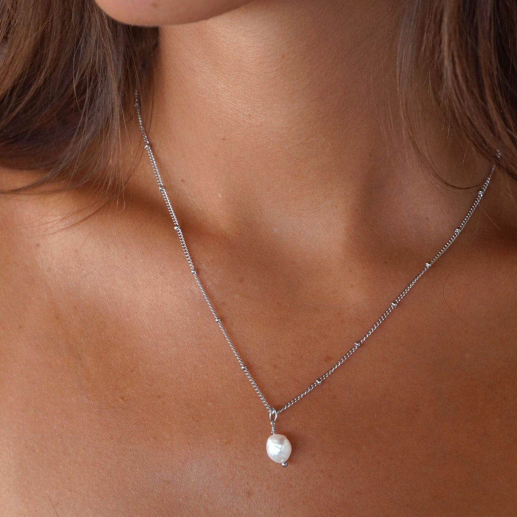 Mira Pearl Pendant