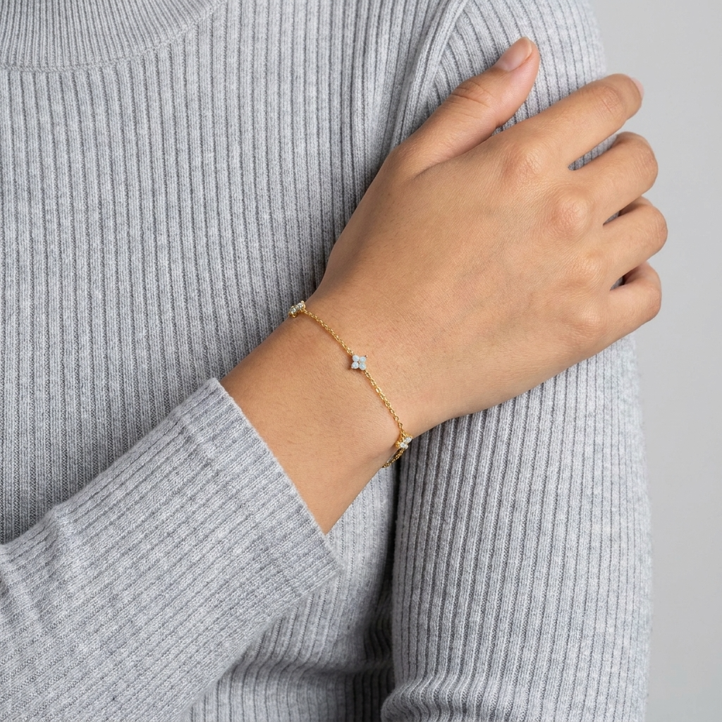 Noa Clover Bracelet