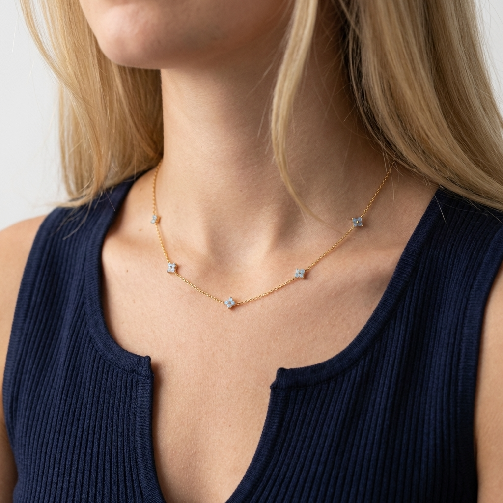 Noa Clover Necklace