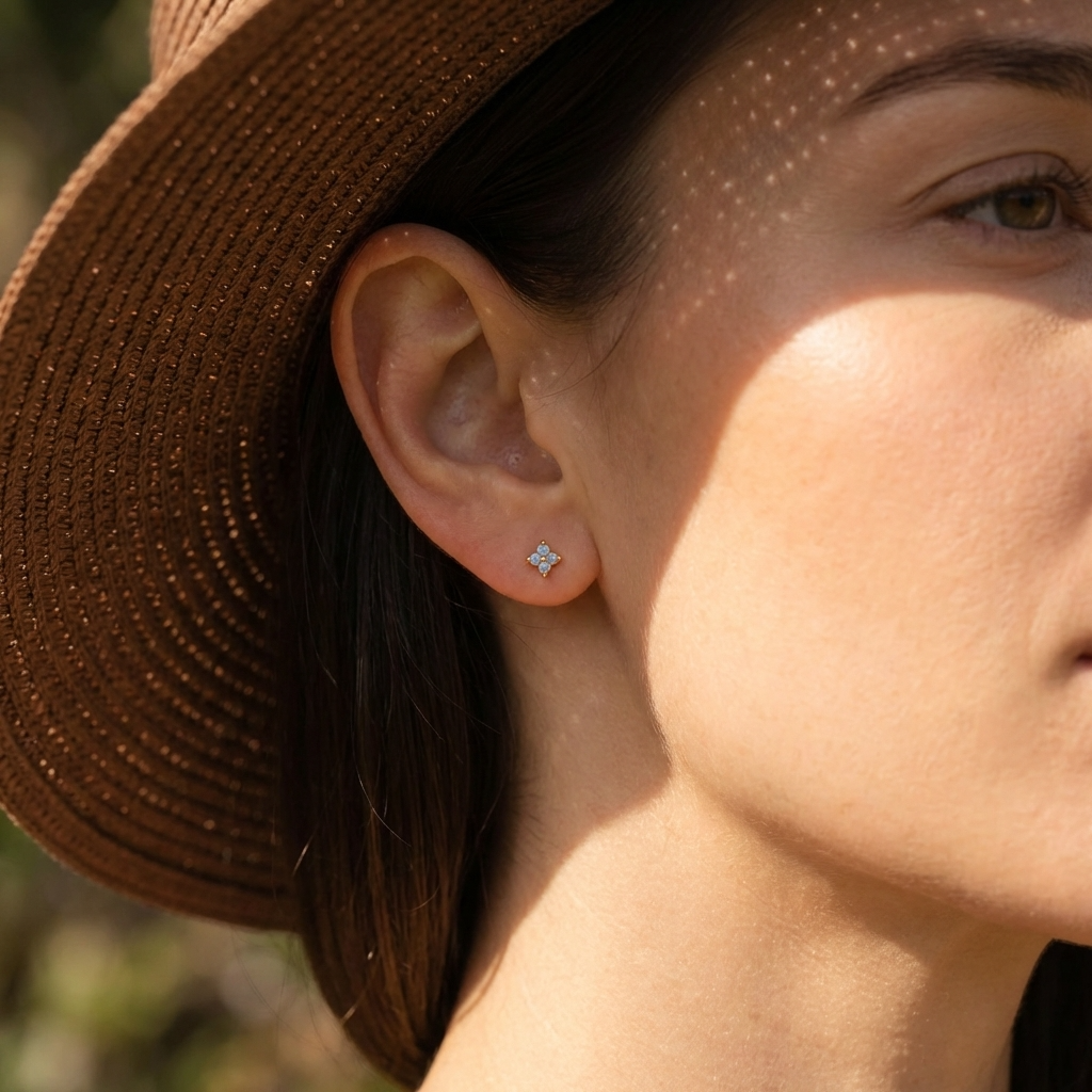 Noa Crystal Stud Earrings