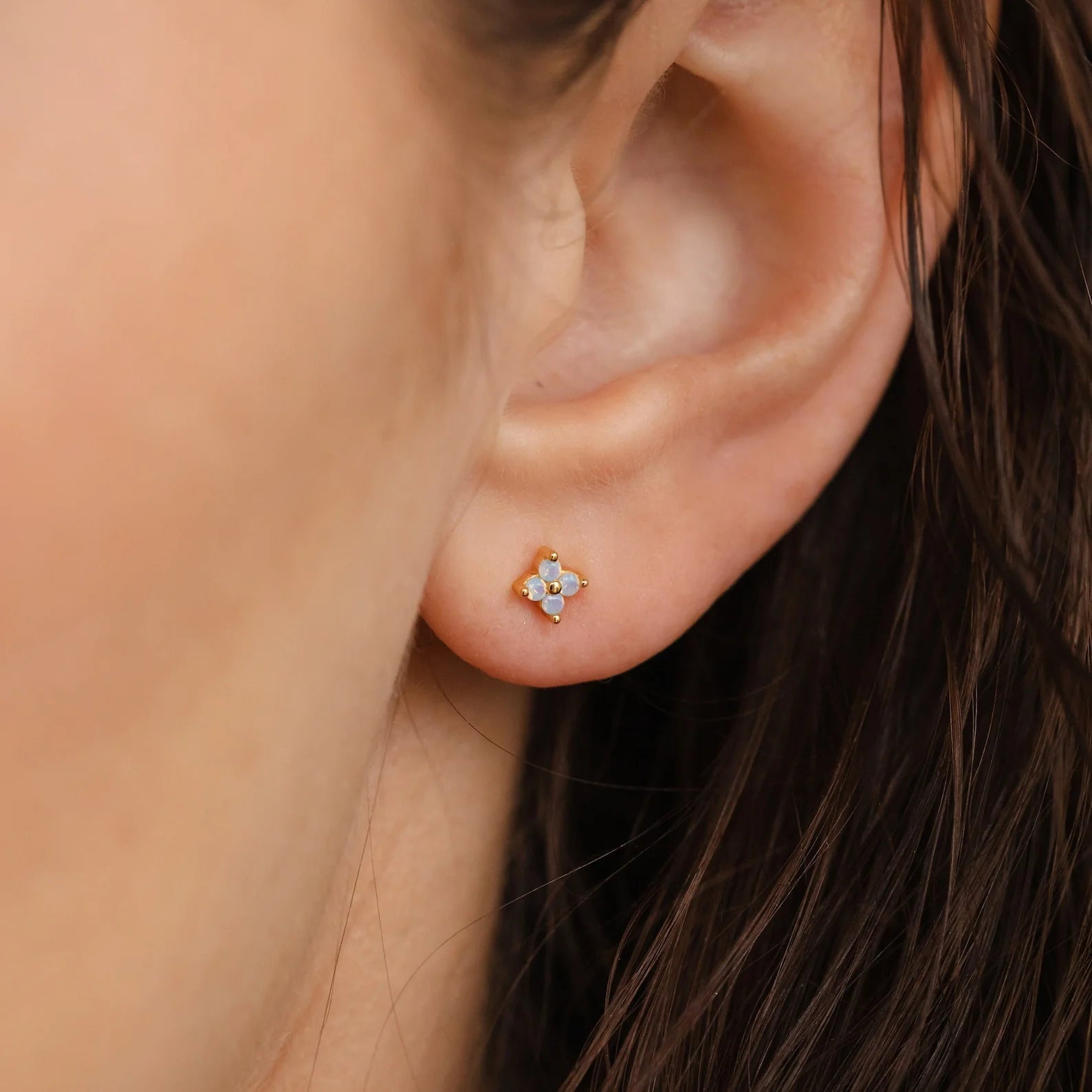 Noa Crystal Stud Earrings