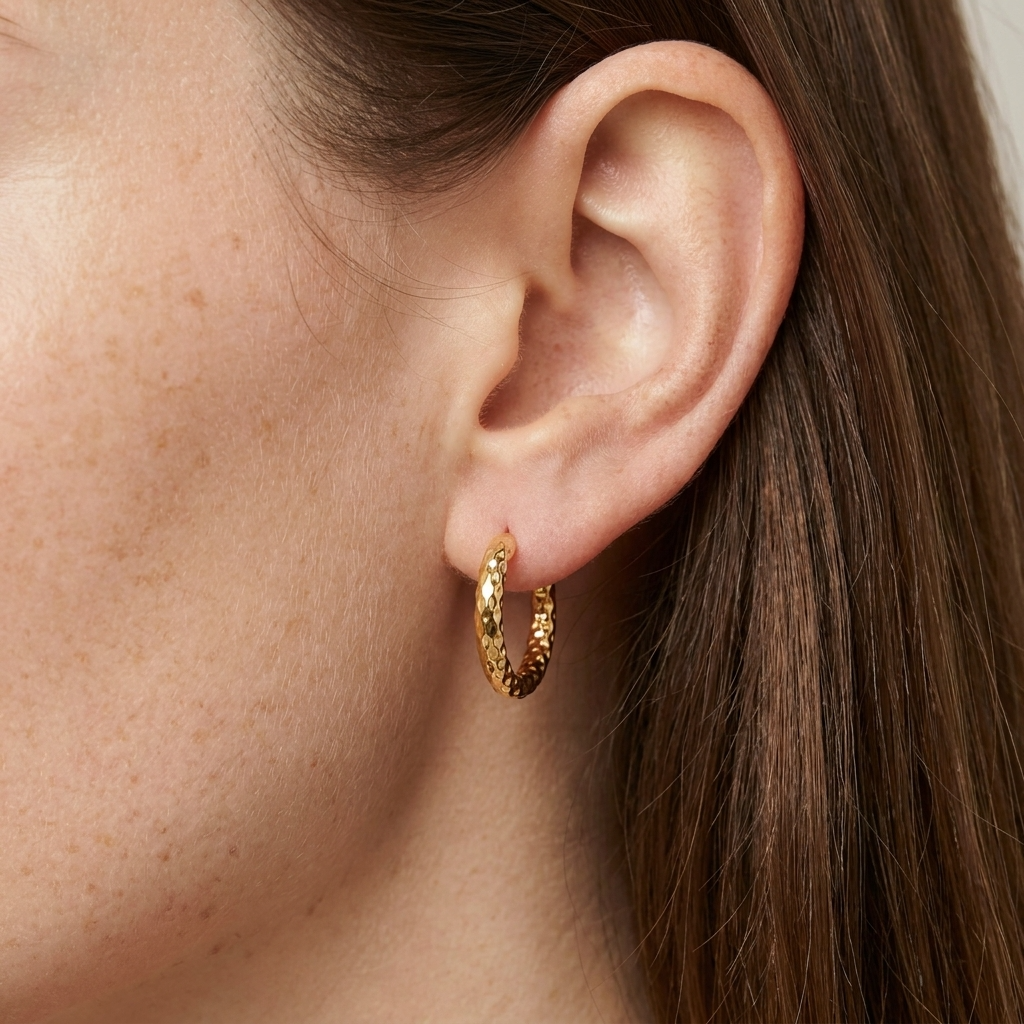 Noa Hoop Earrings