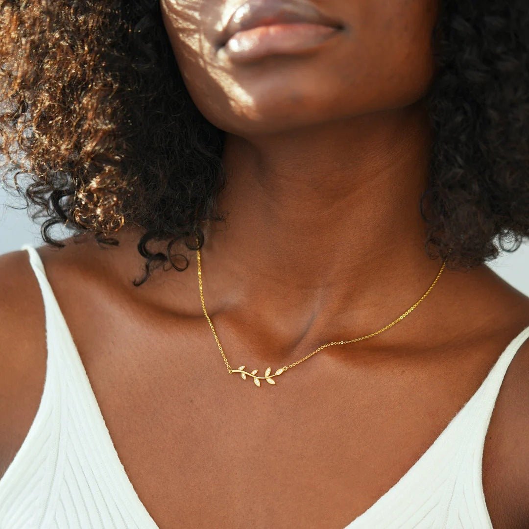 Noor Crystal Leaf Necklace