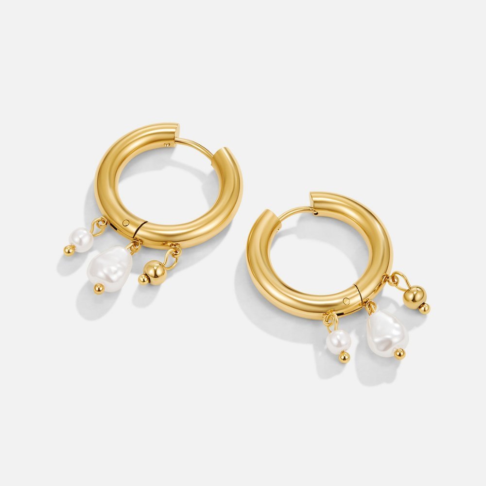 Tessa Pearl Earrings