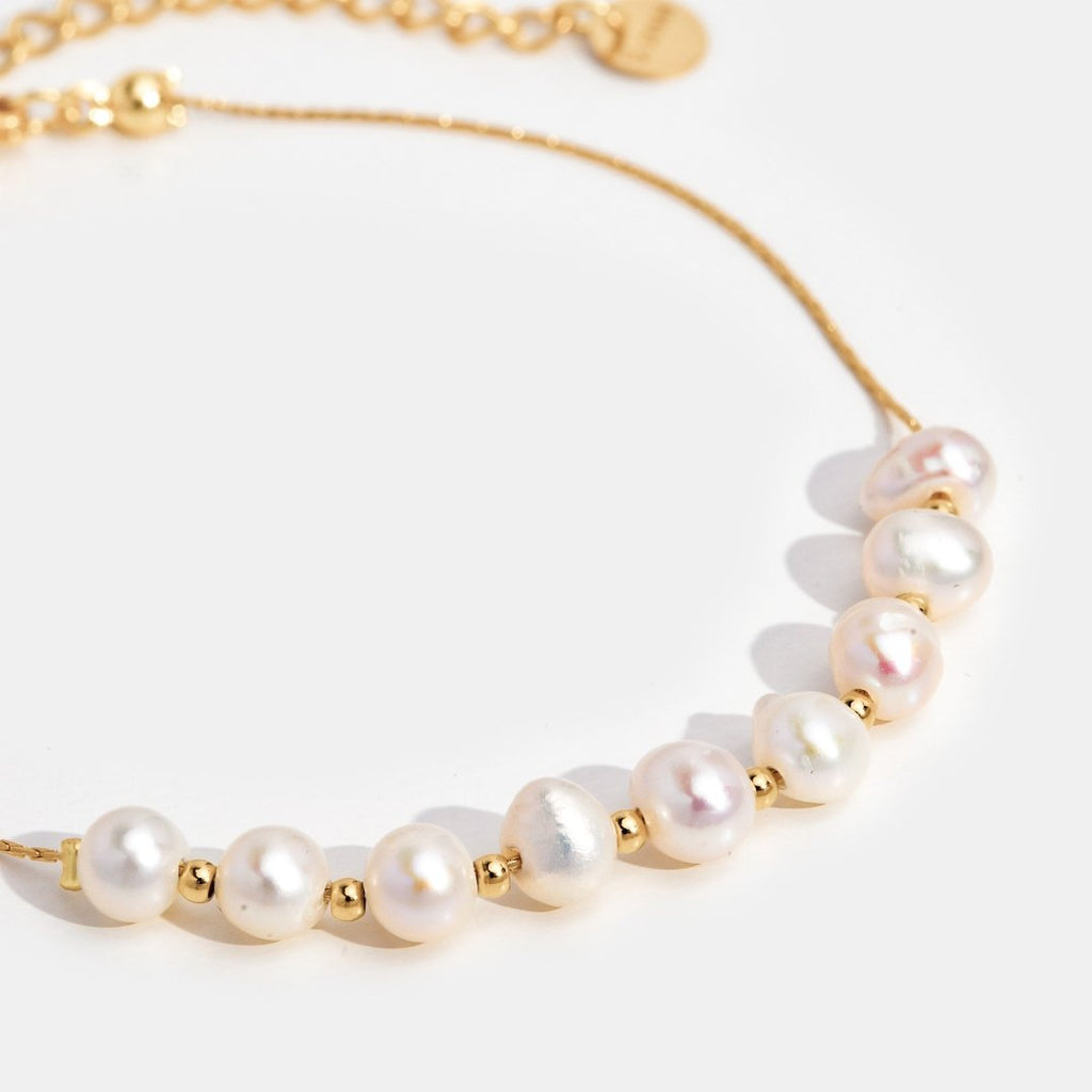 Thea Pearl Bracelet
