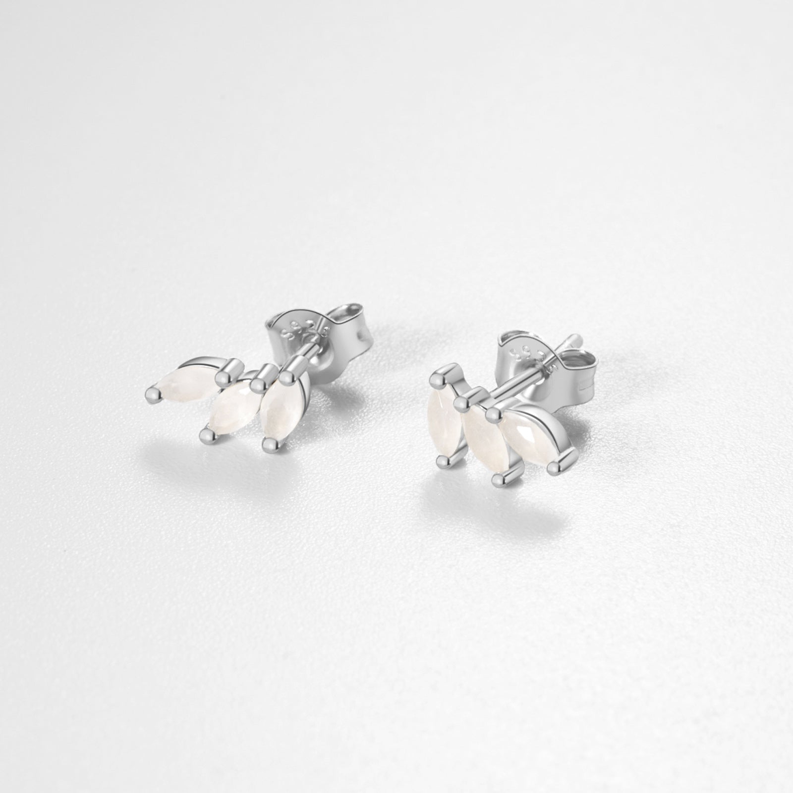 Yasmin Shine Studs